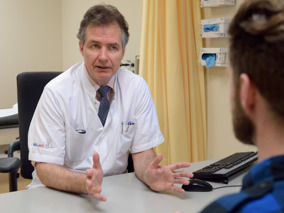 Prof. Dr. Geerard Beets Is Specialist In De Wait And See Behandeling