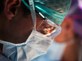 Bij De Operatie Verwijderen We Het Recidief Met Alle Weefsels En Organen Die Eraan Vastzitten.