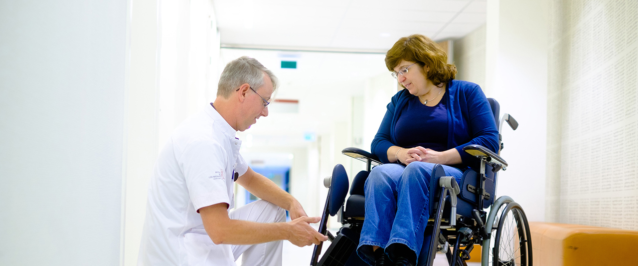 Ergotherapie rolstoel vrouw ergotherapeut andy lutikhuizen Kwaliteit van leven