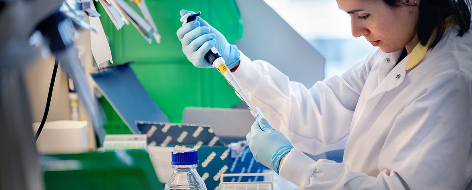 onderzoek laboratorium vrouw