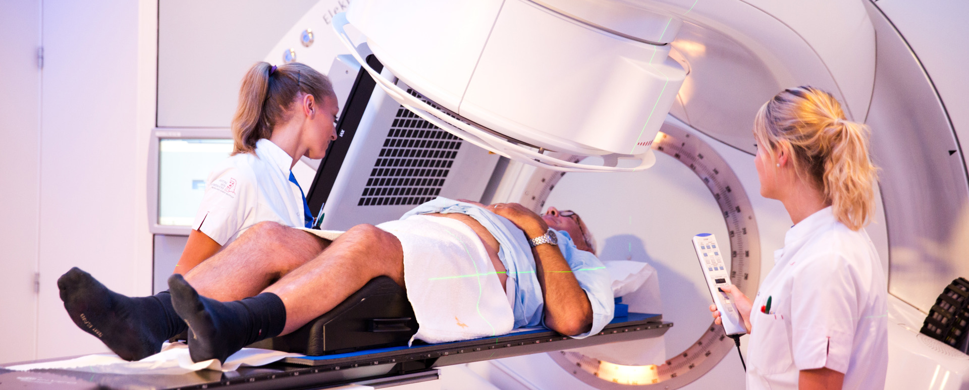Controversies in the Treatment of Prostate Cancer de L. Moser - auto-bazar.ro