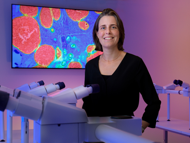 Lips Esther 20220902 AVL Found