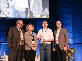 ESMO Award Ton